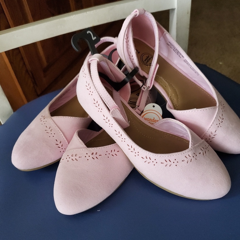 Shoes - Picture 2 of 2